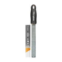 Rallador Queso Zester Premium Negro Acero Inox. Antideslizante  32x2,5cm - Microplane